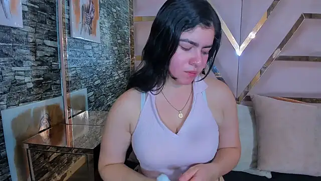 talialadyx online show from December 16, 6:01 pm