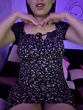 Alissun  online show from December 3, 11:14 pm