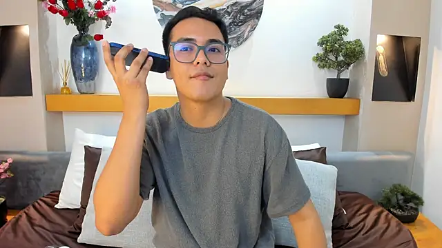 Snapshot of JohnBelRose chatting on November 25, 9:26 pm JohnBelRose online show from November 25, 9:26 pm