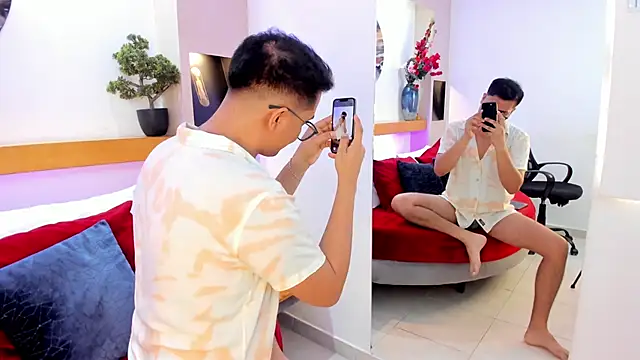 Snapshot of JohnBelRose chatting on November 10, 7:52 pm JohnBelRose online show from November 10, 7:52 pm