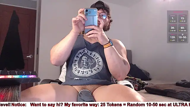 Snapshot of SugaredDigit chatting on February 21, 10:01 pm SugaredDigit online show from February 21, 10:01 pm