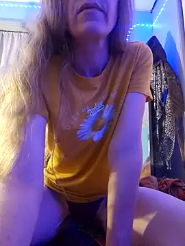 embershines online show from October 27, 11:55 am