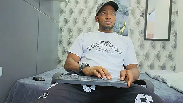 Stevenbrand online show from November 1, 7:30 pm