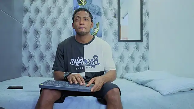 Stevenbrand online show from November 11, 6:36 pm