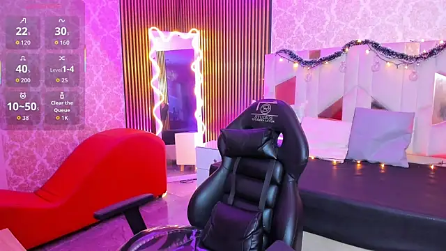 Adisson Tay online show from December 15, 4:57 pm