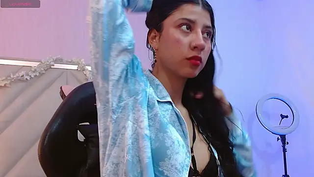 Adisson Tay online show from November 20, 4:13 am