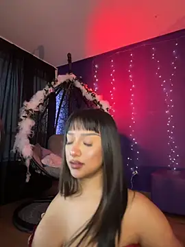 Snapshot of Nefertari__ chatting on October 27, 12:06 pm Nefertari online show from October 27, 12:06 pm