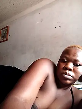 Snapshot of Roronae chatting on November 20, 9:21 am Roronae online show from November 20, 9:21 am