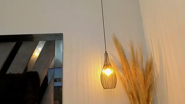 Amelia Brixton online show from March 26, 5:50 am