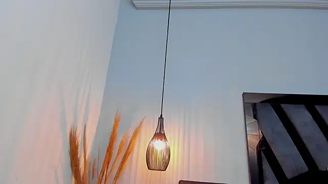 Snapshot of Amelia_Brixton chatting on February 18, 6:00 am Amelia Brixton online show from February 18, 6:00 am