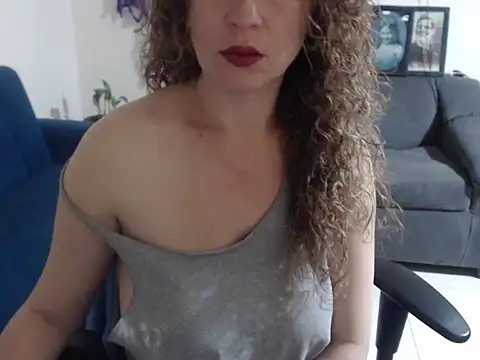 Snapshot of scarletardiente03 chatting on October 27, 12:28 pm scarletardiente03 online show from October 27, 12:28 pm
