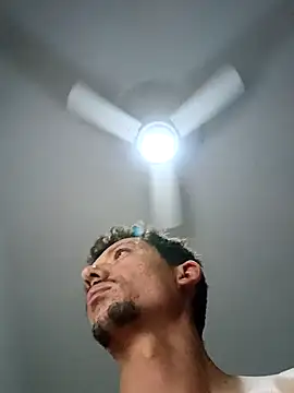 Cristinaluxy online show from October 28, 11:47 pm