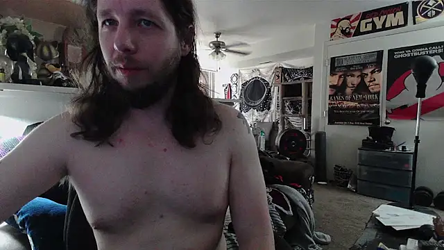 biggerisbetter12 online show from April 12, 2:20 pm