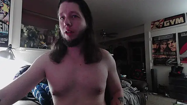 biggerisbetter12 online show from April 26, 8:22 am