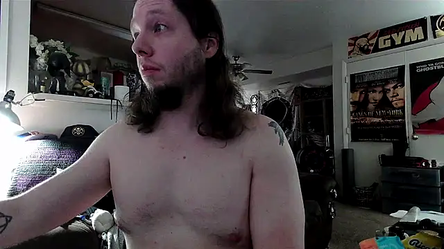 biggerisbetter12 online show from November 6, 8:46 pm