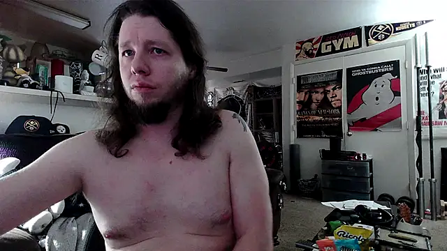 biggerisbetter12 online show from October 31, 7:43 pm