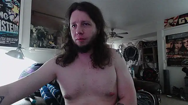 biggerisbetter12 online show from April 28, 2:54 pm