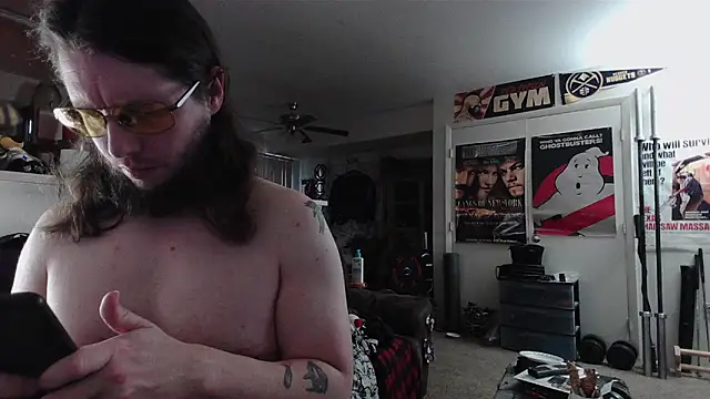 biggerisbetter12 online show from June 4, 2:16 am