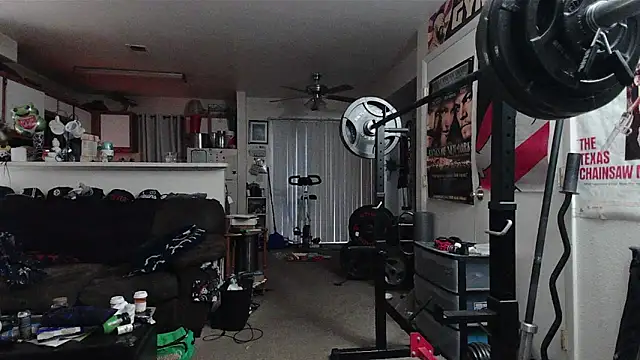 biggerisbetter12 online show from March 6, 1:39 pm