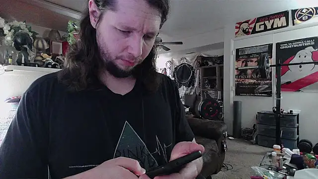 biggerisbetter12 online show from March 9, 6:11 pm