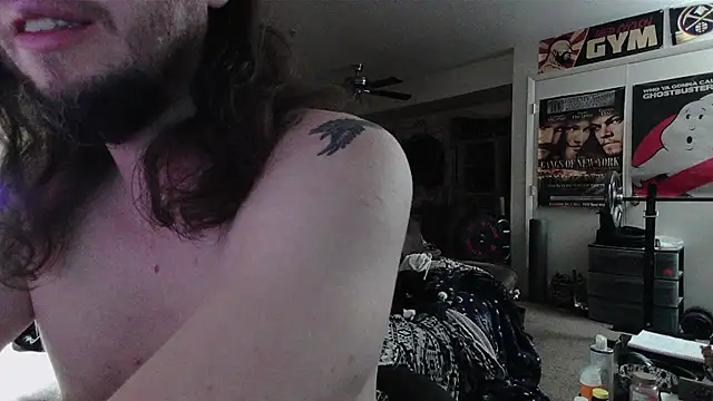 biggerisbetter12 online show from March 21, 11:36 am