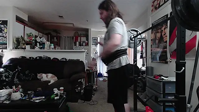 biggerisbetter12 online show from March 5, 3:30 pm