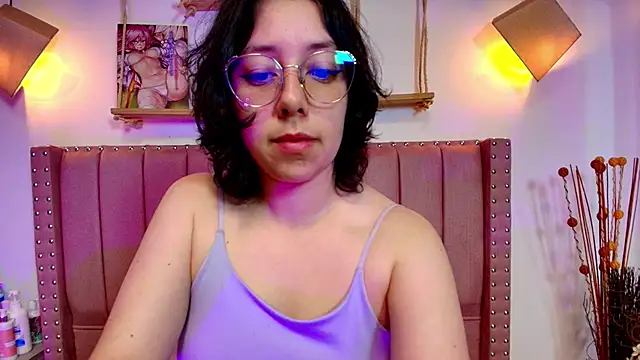 Milie yue online show from October 31, 2:02 pm