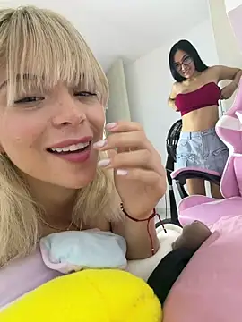  Alicee 1 online show from April 19, 1:39 am