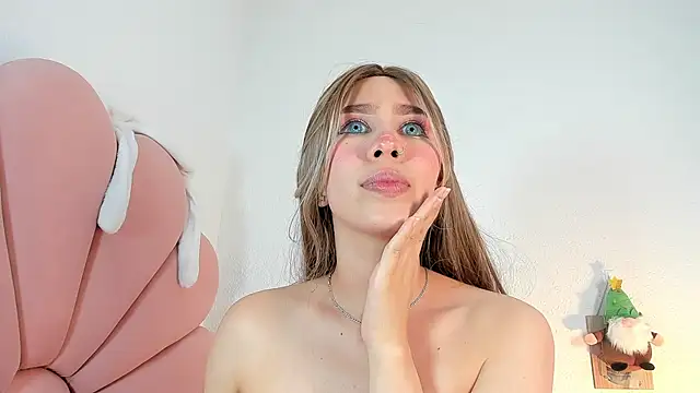 madeliin clerk online show from December 13, 8:04 pm