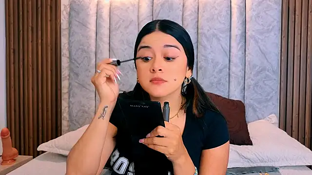 goddessfeetxx online show from April 13, 7:40 pm