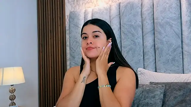 goddessfeetxx online show from April 7, 8:21 pm