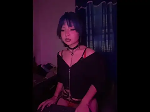 onlyjadex online show from March 5, 7:10 pm