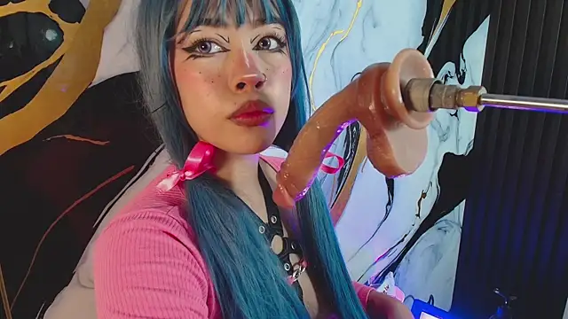 sophiie18 online show from November 18, 10:24 pm