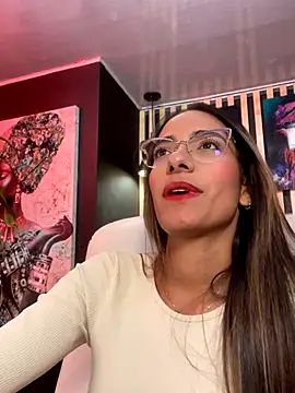 elegant  rouse online show from December 4, 7:46 pm