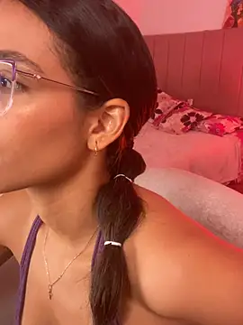 elegant  rouse online show from February 9, 10:08 pm