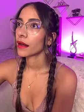 elegant  rouse online show from March 11, 8:25 pm