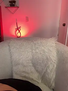 elegant  rouse online show from March 12, 10:47 pm