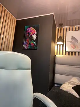 elegant  rouse online show from December 20, 8:44 pm