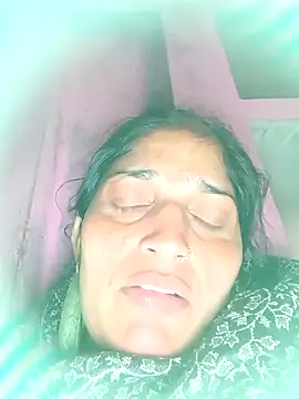 Snapshot of Pooja_shre chatting on February 6, 3:41 pm Pooja shre online show from February 6, 3:41 pm