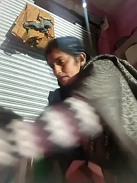 Snapshot of Pooja_shre chatting on January 13, 1:09 am Pooja shre online show from January 13, 1:09 am