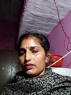 Snapshot of Pooja_shre chatting on November 16, 3:06 pm Pooja shre online show from November 16, 3:06 pm