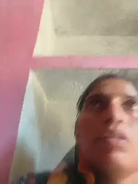 Snapshot of Pooja_shre chatting on May 29, 8:31 am Pooja shre online show from May 29, 8:31 am