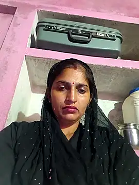 Snapshot of Pooja_shre chatting on November 27, 2:50 pm Pooja shre online show from November 27, 2:50 pm