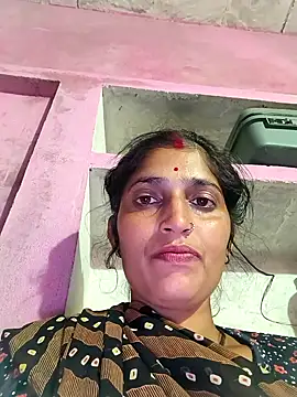 Snapshot of Pooja_shre chatting on November 29, 4:40 pm Pooja shre online show from November 29, 4:40 pm