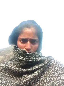 Snapshot of Pooja_shre chatting on November 26, 3:28 am Pooja shre online show from November 26, 3:28 am