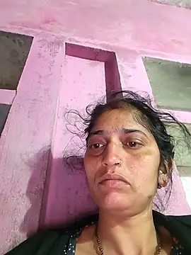 Snapshot of Pooja_shre chatting on February 8, 9:23 pm Pooja shre online show from February 8, 9:23 pm