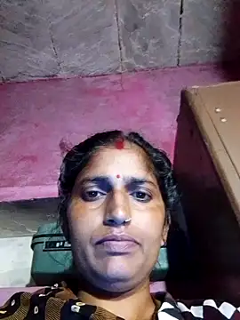 Snapshot of Pooja_shre chatting on November 9, 1:09 am Pooja shre online show from November 9, 1:09 am