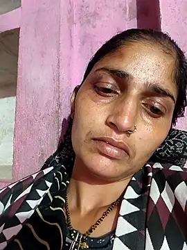 Snapshot of Pooja_shre chatting on December 18, 1:26 pm Pooja shre online show from December 18, 1:26 pm