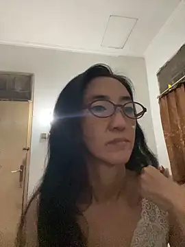 princessD077 online show from November 20, 5:46 pm