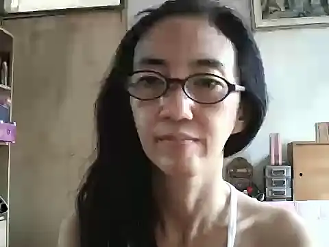 princessD077 online show from December 1, 2:01 am